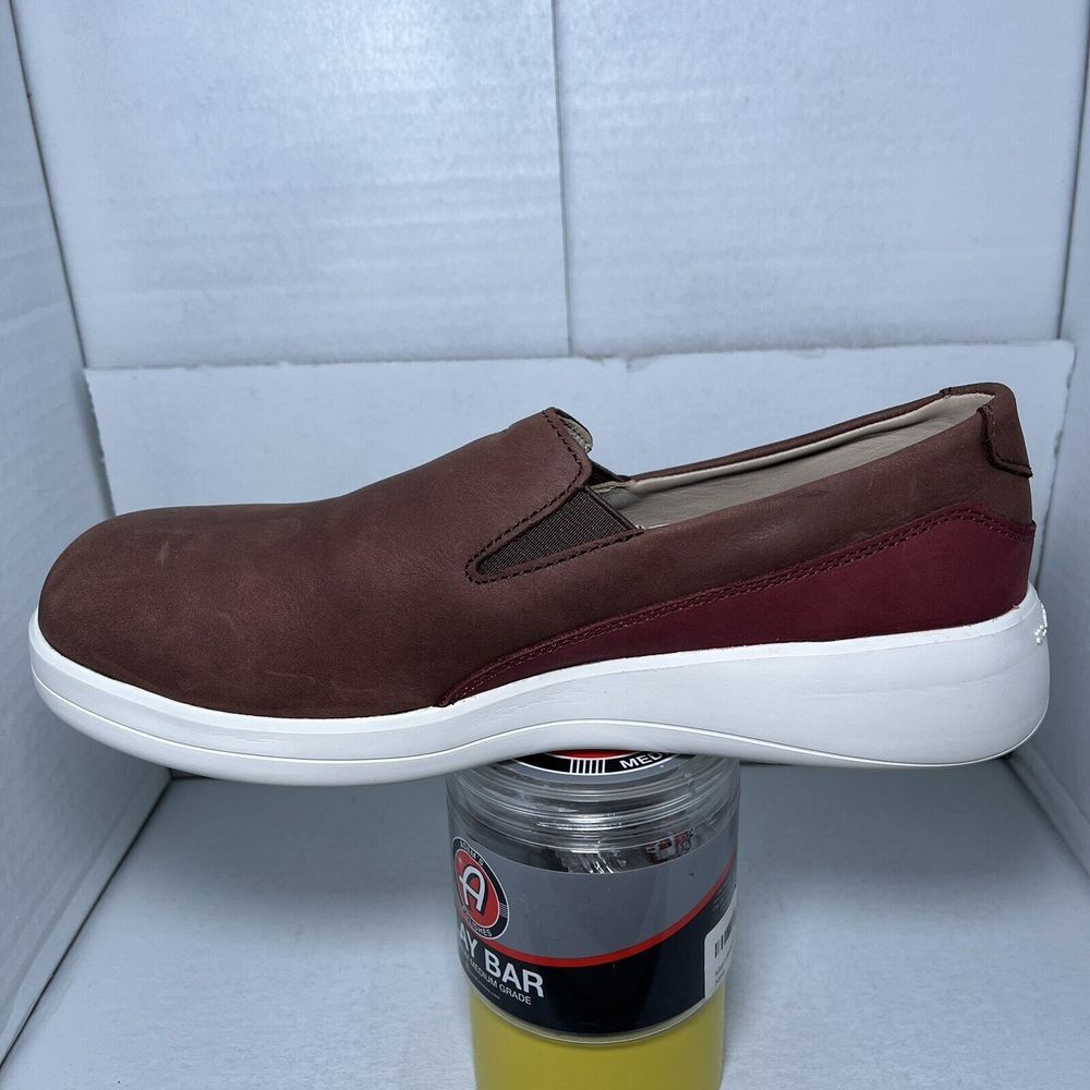 Red Wing Women's Brown Leather Cross Lite Slip On Shoes Aluminum Toe Size 8 - Picture 6 of 11